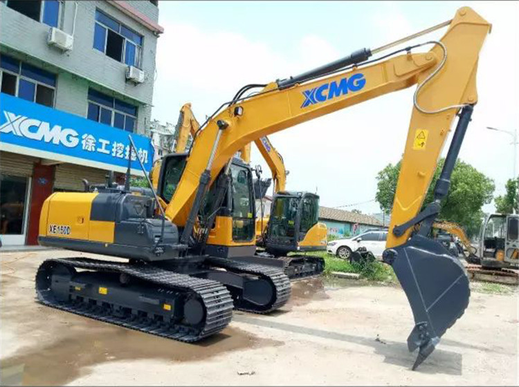 XCMG 15 ton hydraulic crawler excavators XE150D excavator machine for sale